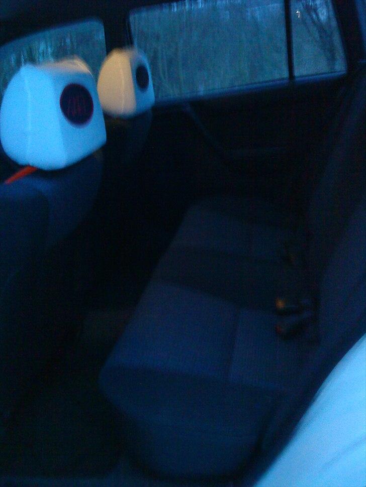 Toyota Carina E ( skrottet ) billede 11