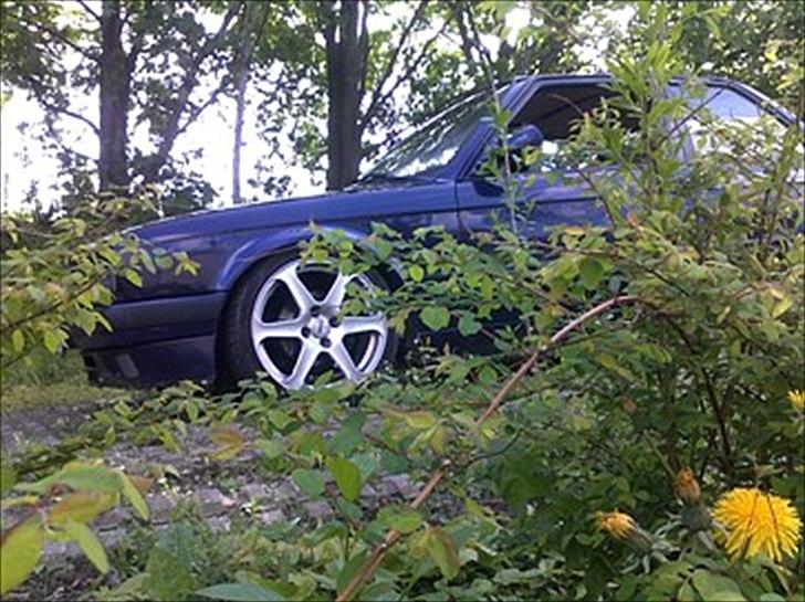 BMW e30 325i  *SOLGT* billede 7