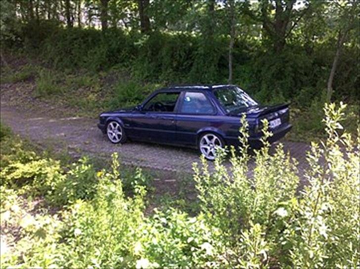 BMW e30 325i  *SOLGT* billede 8