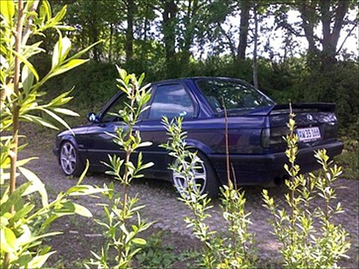 BMW e30 325i  *SOLGT* billede 9