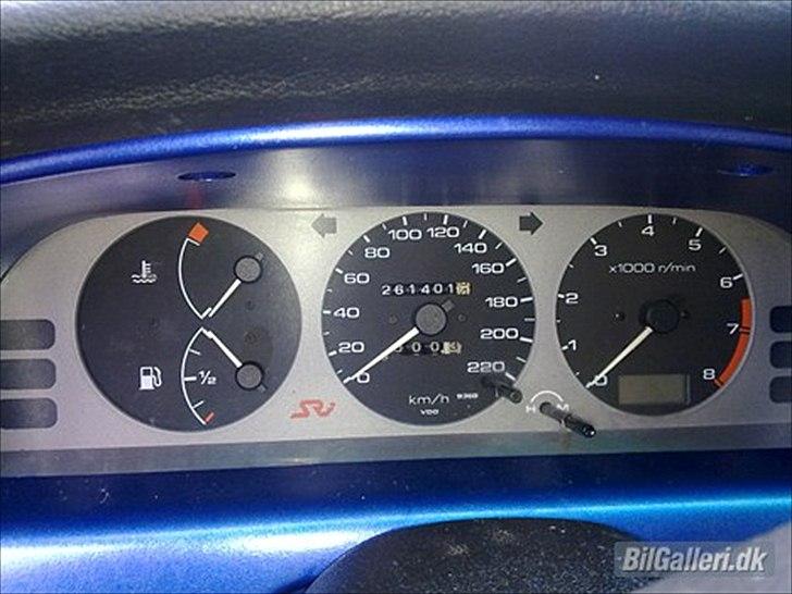 Nissan primera solgt billede 10