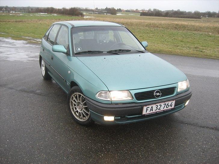 Opel Astra f hatcback billede 2