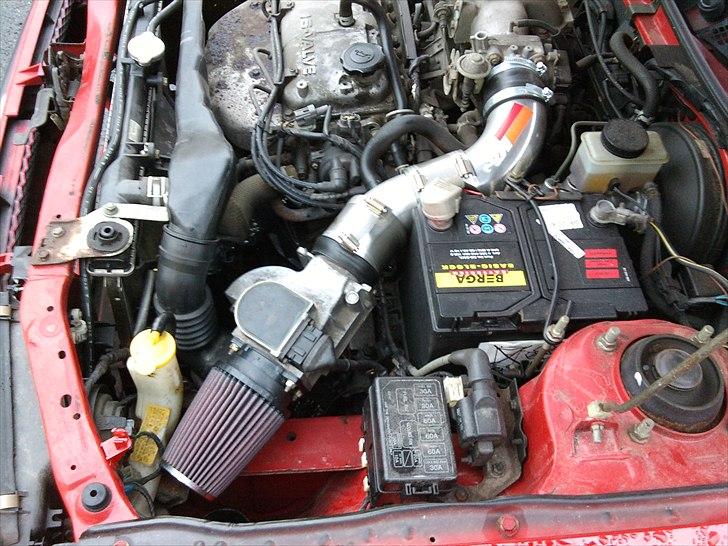 Mazda 323i !!!DØD!!! billede 3