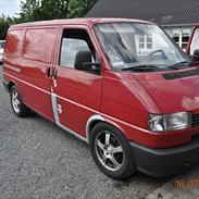 VW Transporter 2,4 d