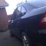 Opel vectra B 16v GL sedan