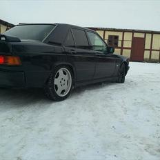 Mercedes Benz 190E