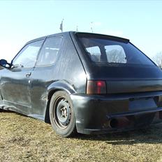 Peugeot 205 GTI / MI16 ( SOLGT )