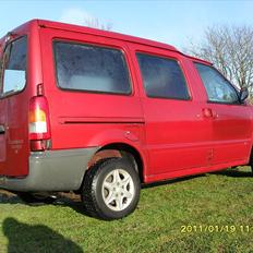 Nissan serena cargo 1,6 solgt