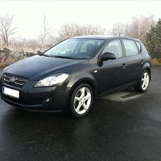 Kia Ceed 1.6 CRDi Sport