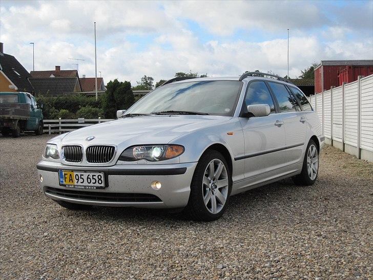 BMW E 46 330 D  billede 1