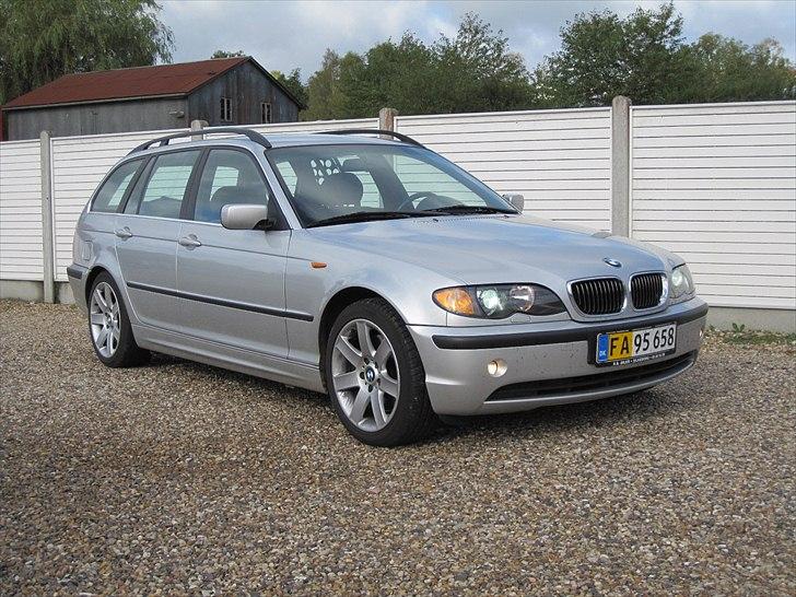 BMW E 46 330 D  billede 2