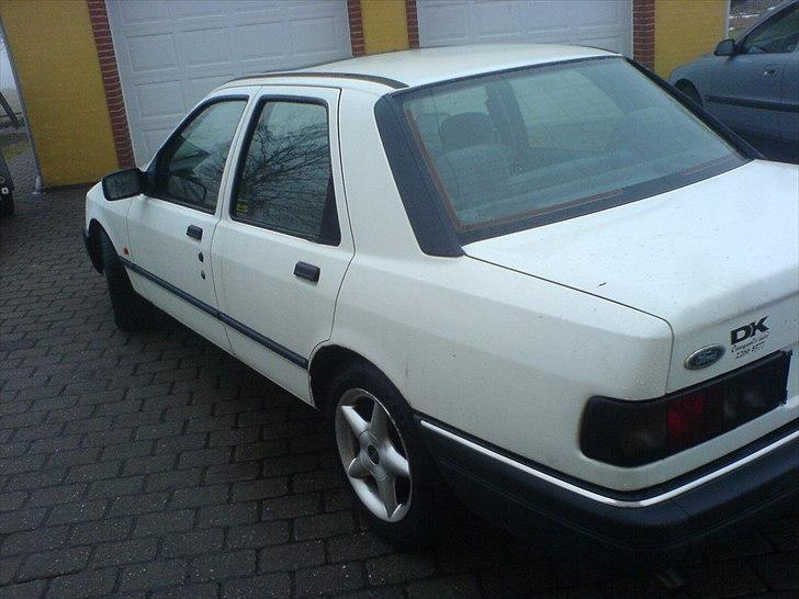 Ford Sierra 2.0 DOHC  SOLGT! billede 3