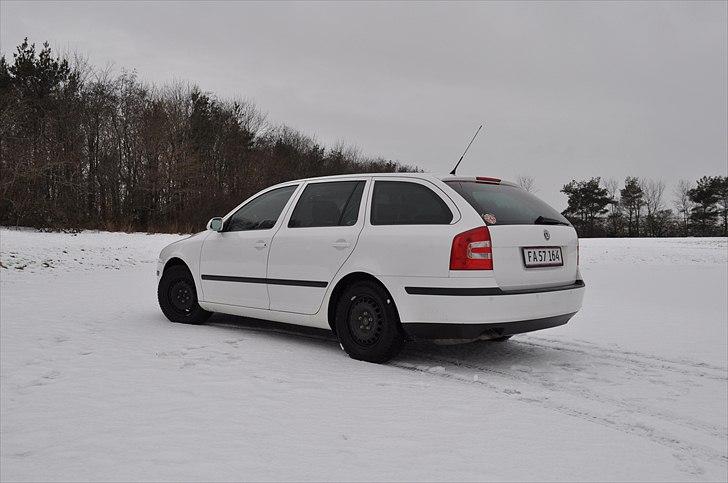 Skoda octavia 2.0 tdi elegance billede 2