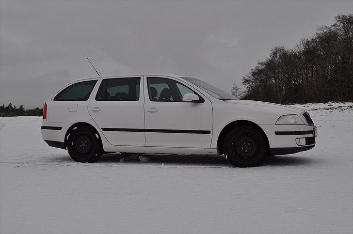 Skoda octavia 2.0 tdi elegance billede 3