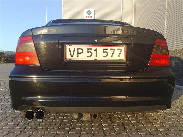 Opel Vectra B 2.5 V6 billede 5