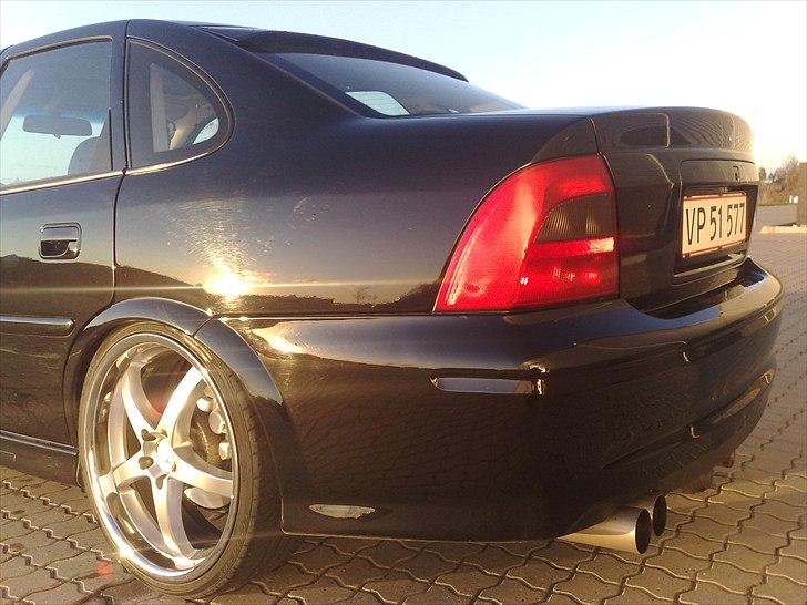 Opel Vectra B 2.5 V6 billede 8