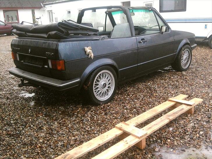 VW Golf 1 Cab Solgt billede 5