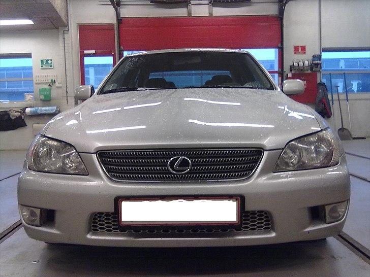 Lexus is200 sport billede 3