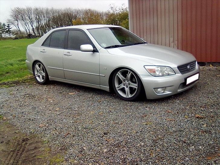 Lexus is200 sport billede 6