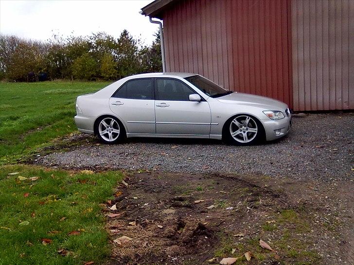 Lexus is200 sport billede 7