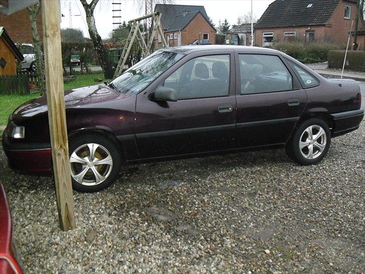 Opel vectra 2.0 GL solgt billede 1