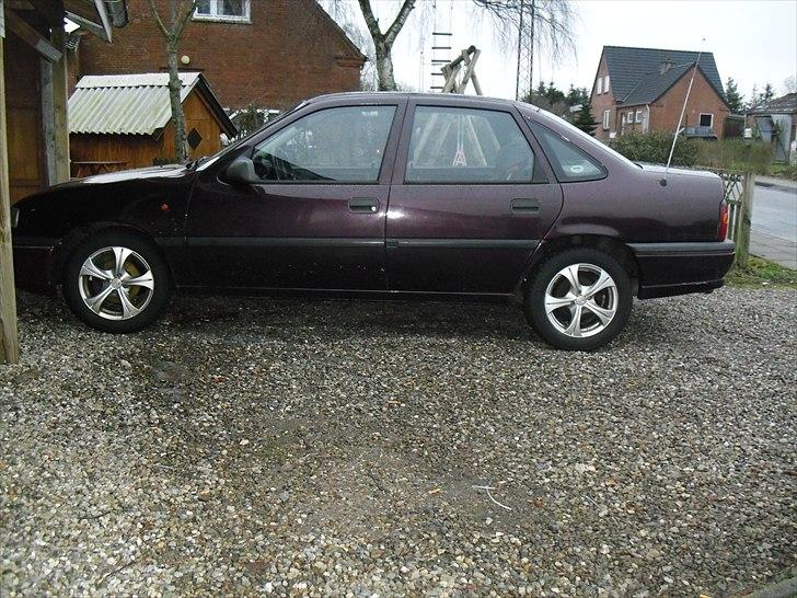 Opel vectra 2.0 GL solgt billede 4