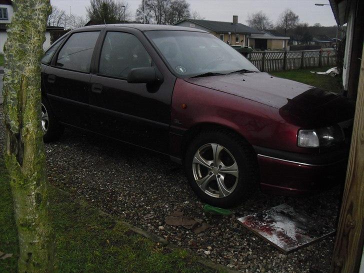 Opel vectra 2.0 GL solgt billede 6