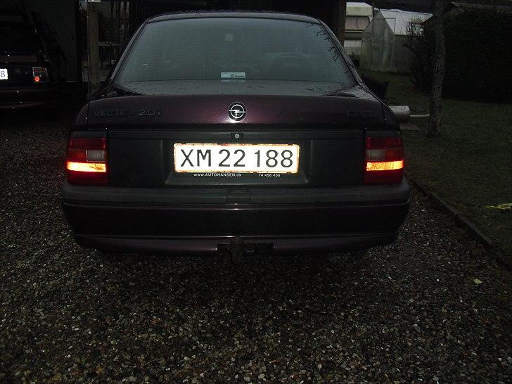 Opel vectra 2.0 GL solgt billede 7