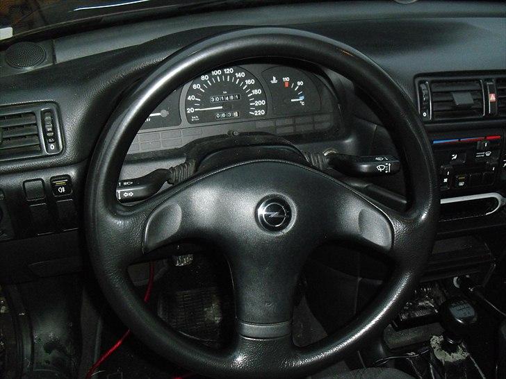 Opel vectra 2.0 GL solgt billede 10