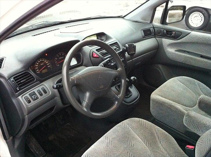Mitsubishi Space Wagon 2,4 "SOLGT" billede 7