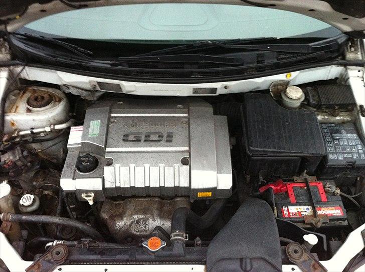 Mitsubishi Space Wagon 2,4 "SOLGT" billede 9