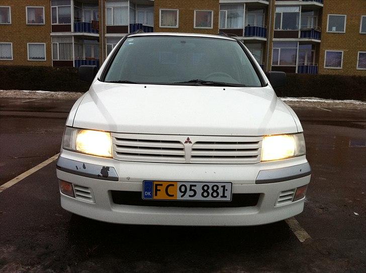 Mitsubishi Space Wagon 2,4 "SOLGT" billede 10