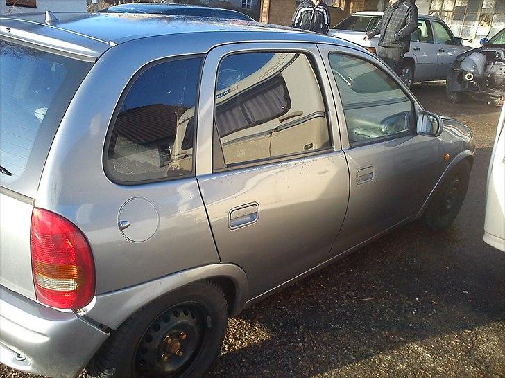 Opel corsa b SOLGT billede 9