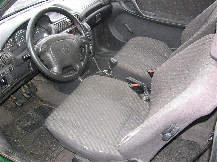 Opel Astra F 1,6i 8v Solgt! billede 2