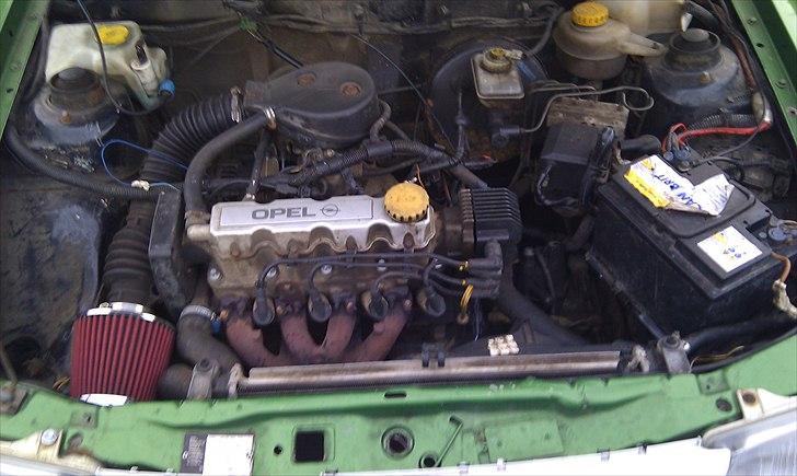 Opel Astra F 1,6i 8v Solgt! billede 6