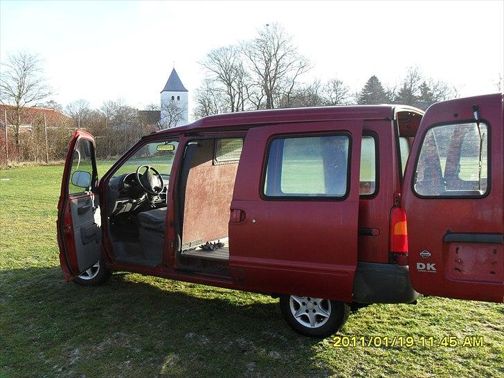 Nissan serena cargo 1,6 solgt billede 8
