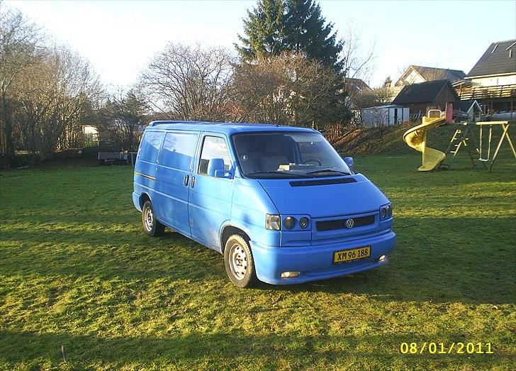 VW Transporter 2,4 D SOLGT billede 2