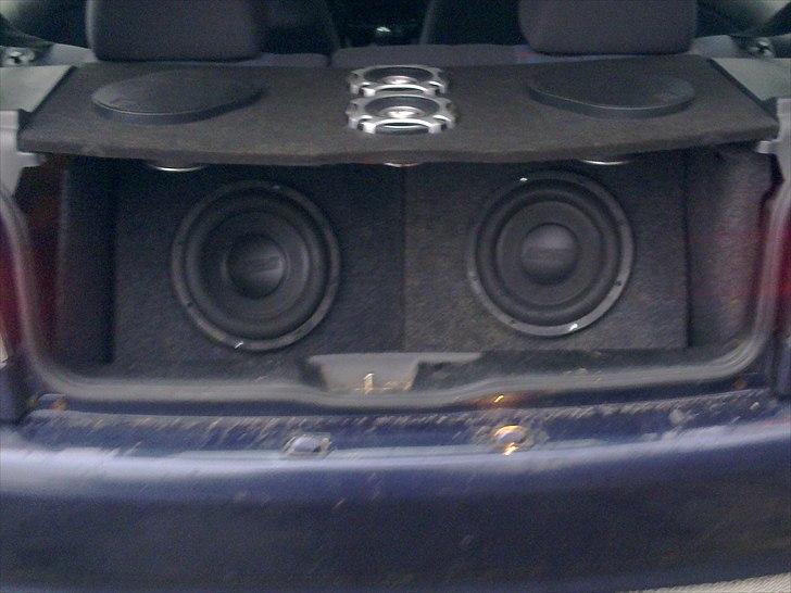 VW Polo 6n  - så fik jeg bygget anlæg  billede 19