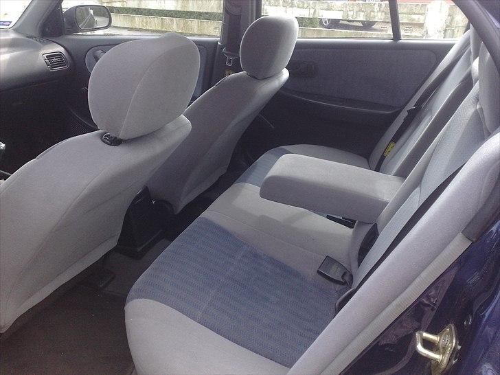 Nissan Primera 1.6i p10 billede 8