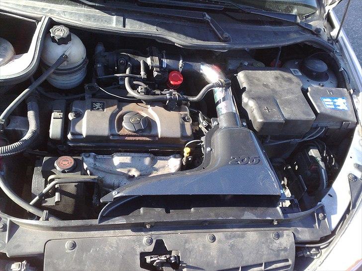 Peugeot 206 1.6 XT billede 9