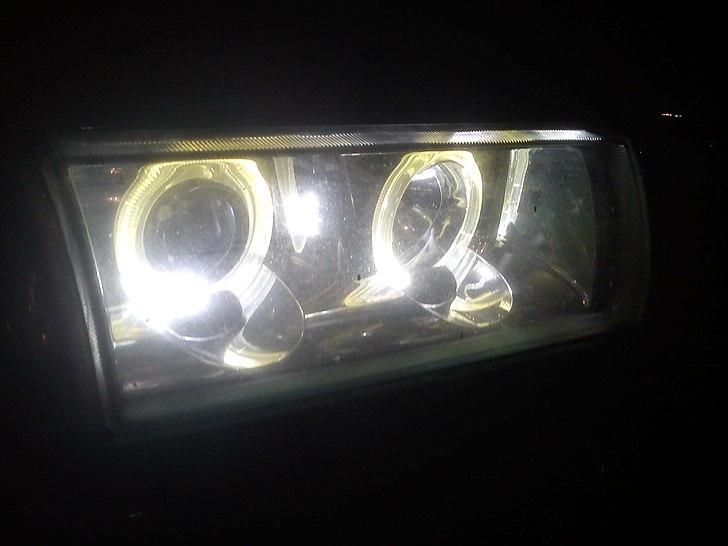 BMW E36 320i solgt - Hella engle eyes billede 6