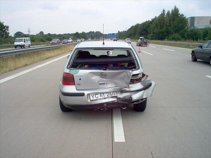 Opel Zafira - Golfen som bliver ramt først og som rammer os billede 8