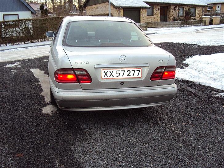 Mercedes Benz E 270 CDI SOLGT billede 5