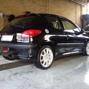 Peugeot 206 S16