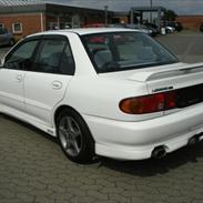 Mitsubishi lancer GLXI