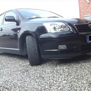 Toyota Avensis 2,0 LB D-4