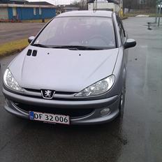 Peugeot 206(SOLGT)