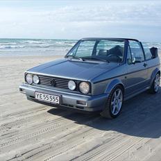 VW Golf 1 Cabriolet >SOLGT<