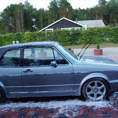 VW Golf 1 Cabriolet >SOLGT<