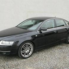 Audi A6 2,4 V6